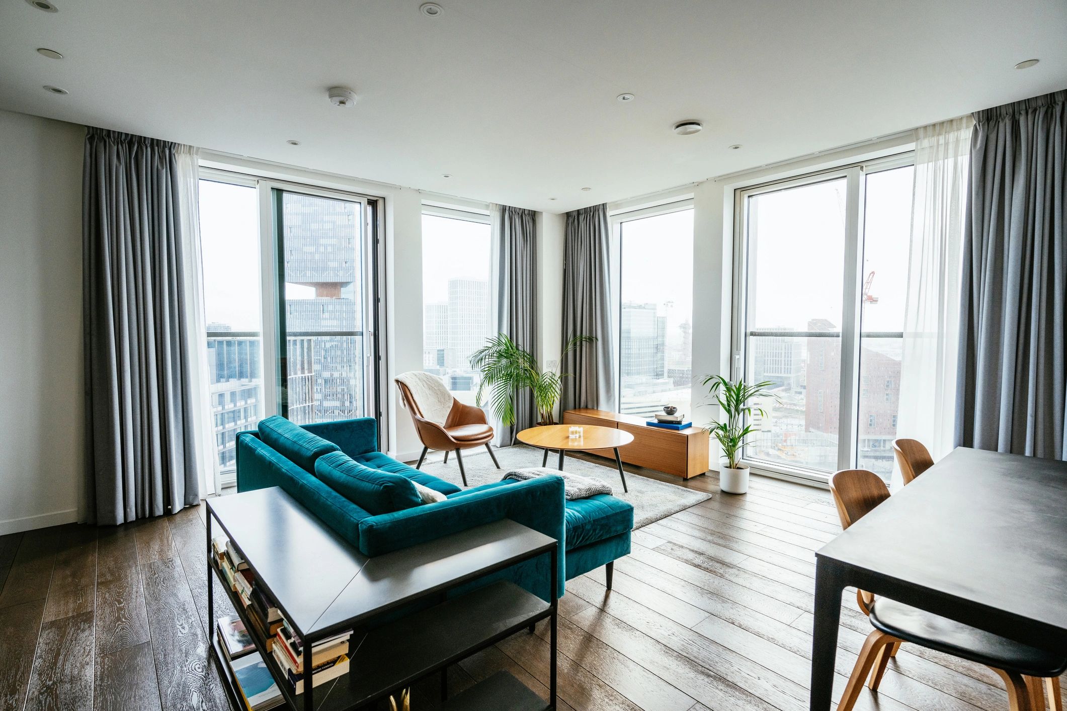 Blackout Roman Blinds – Bedroom